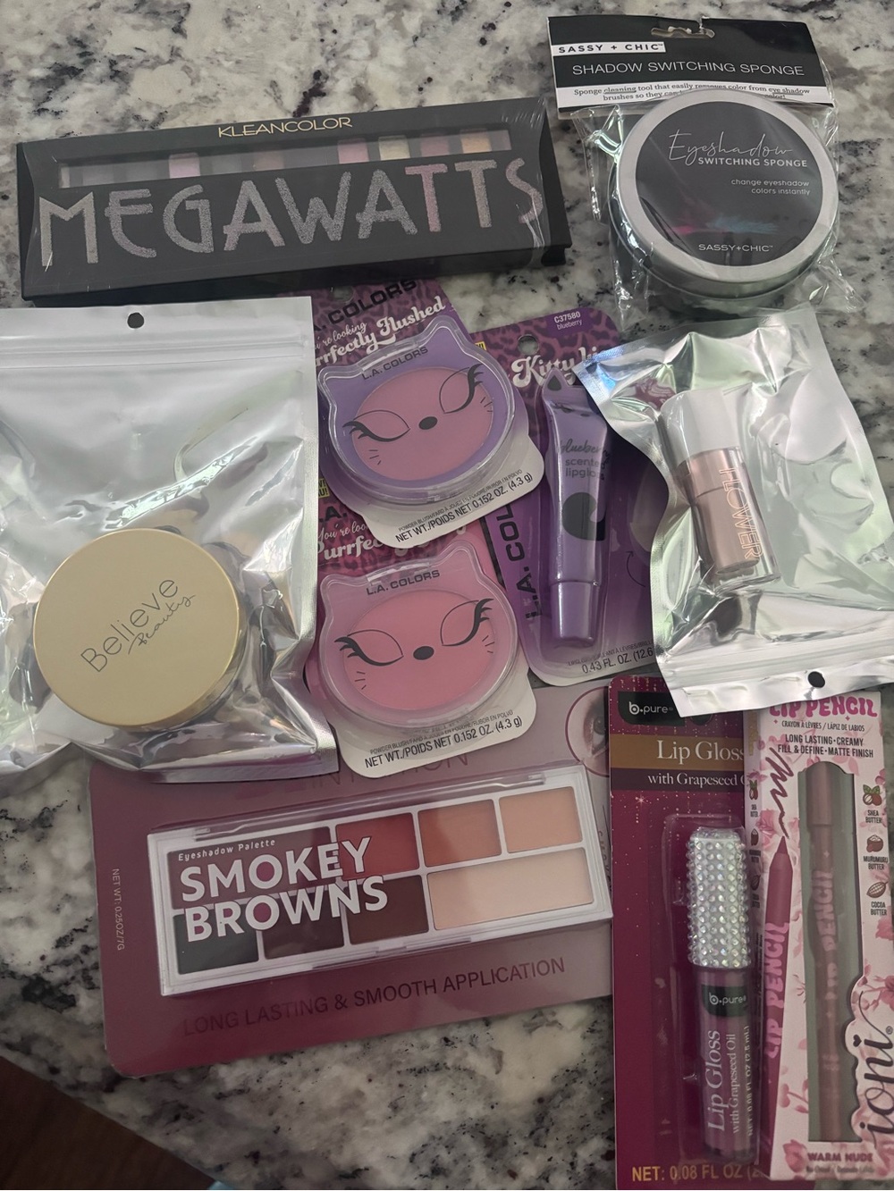 Makeup and beauty LOT of 10 - various makeup items unused and unopened